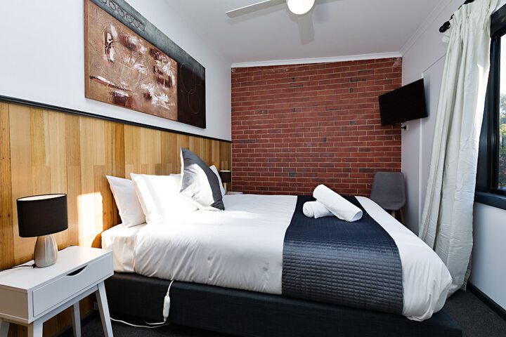 Room 12 of 39