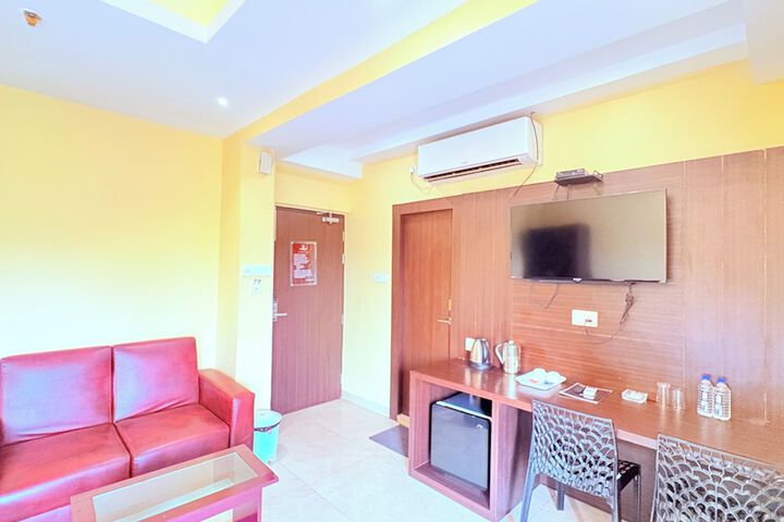 Room 21 of 77