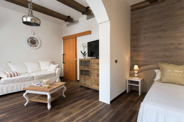 Room 29 of 90