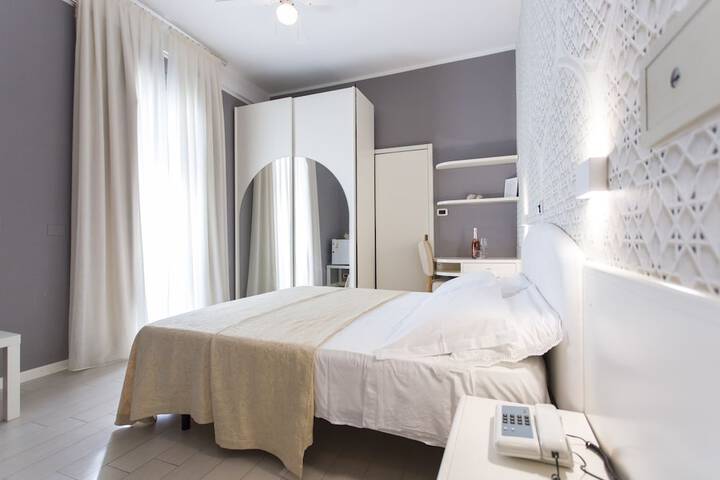 Room 5 of 54