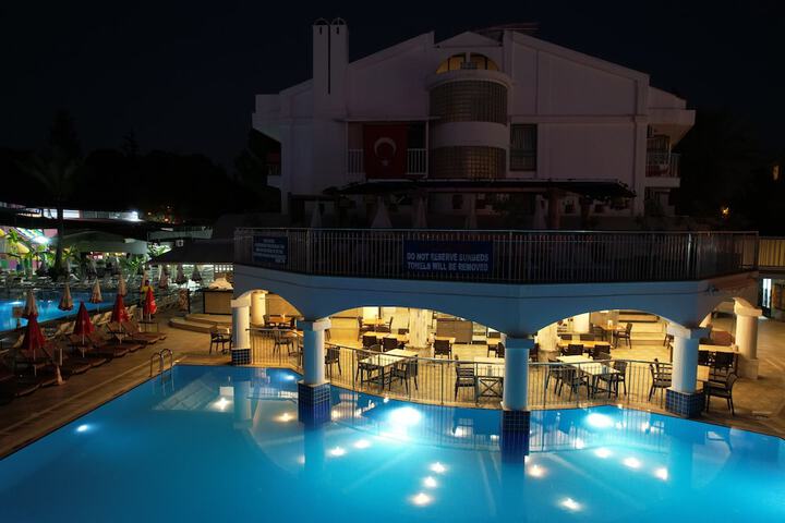 Hotel Entry