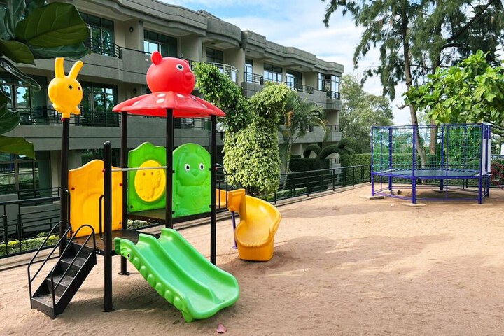Children's play area - outdoor