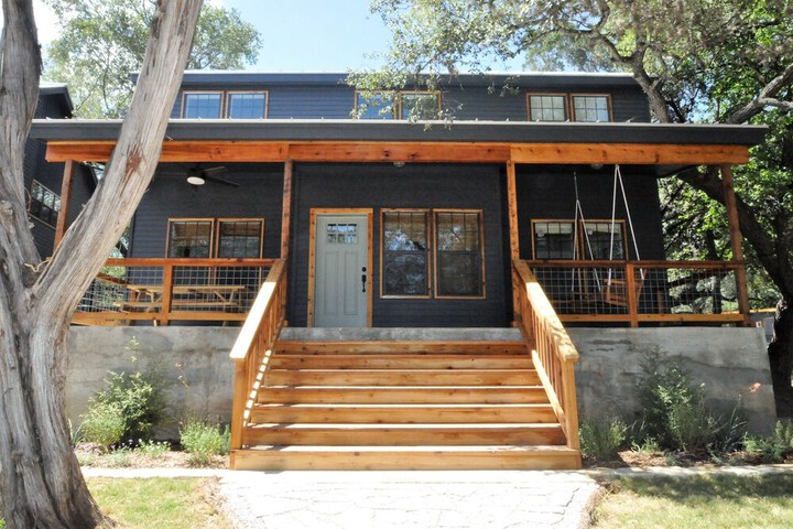 Hotel View 159 of 162