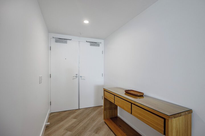 Ballroom/Hall 98 of 121