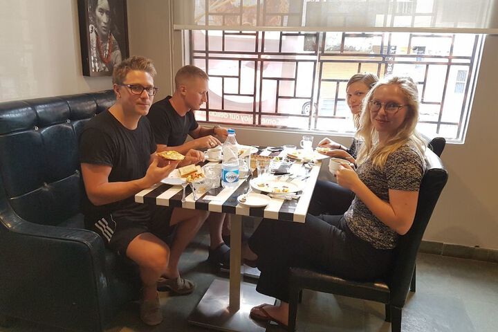 Dining 34 of 50