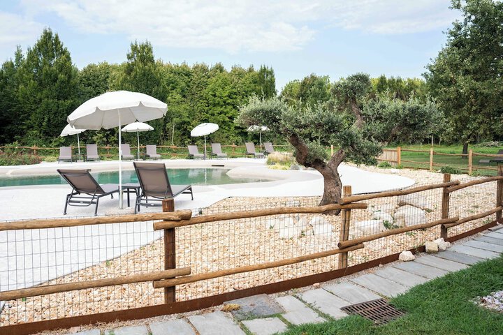 Hotel with Pool