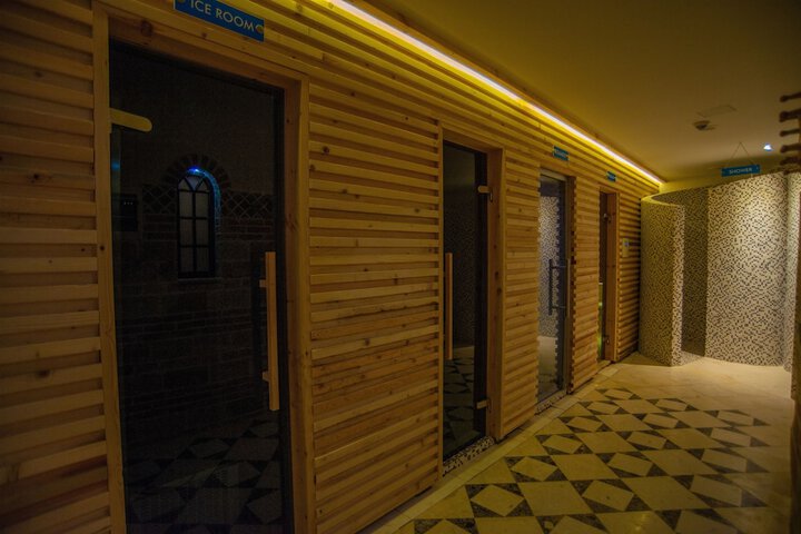 Room 192 of 253