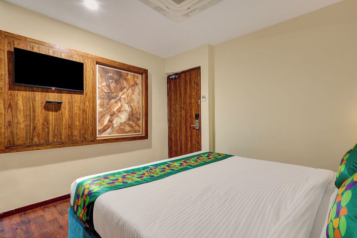 Room 27 of 50