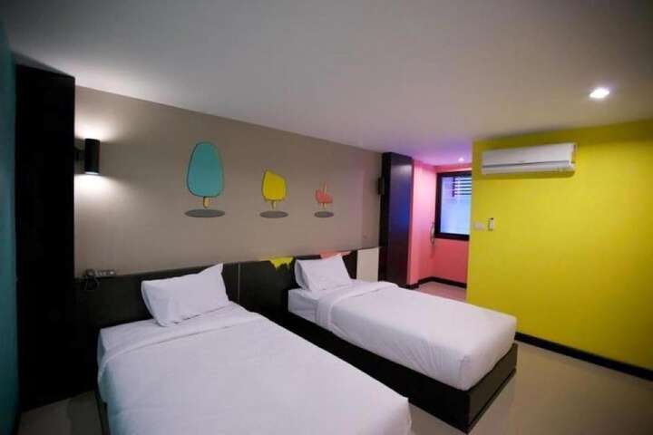Room 32 of 55