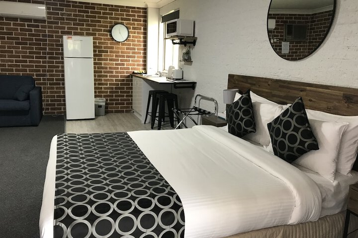 Exterior of Coffs Shearwater Motel