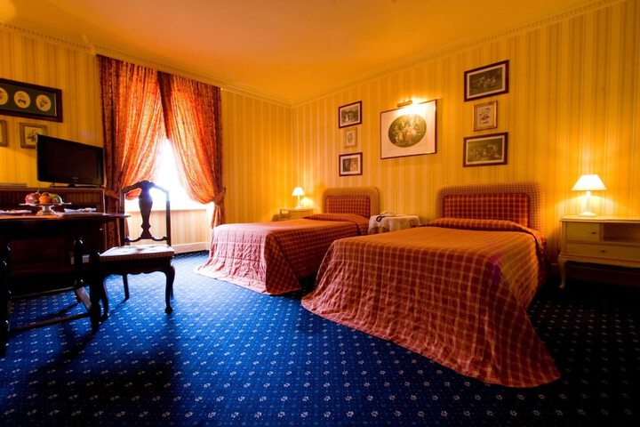 Room 15 of 56
