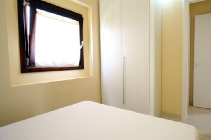 Room 37 of 44