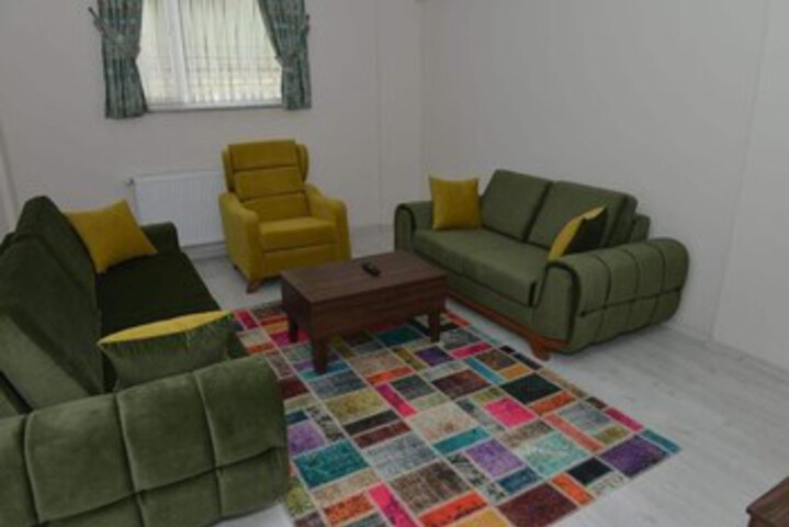 Room 18 of 33