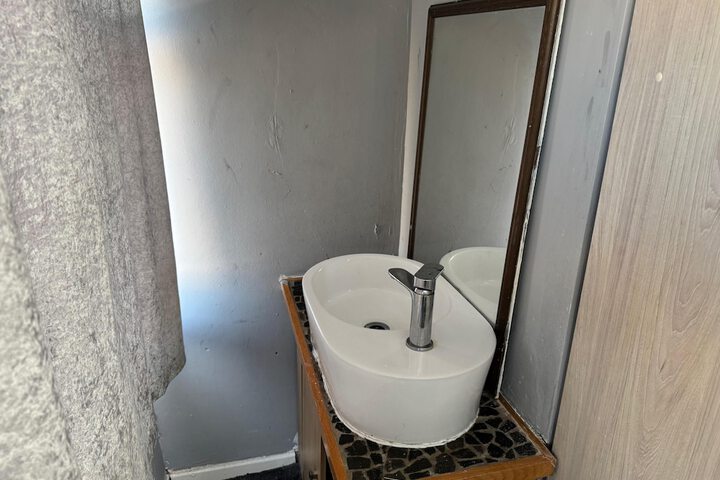 Room 119 of 156