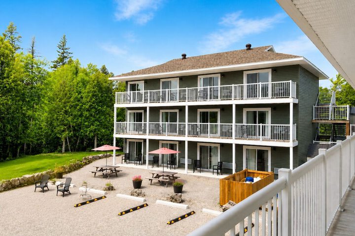 Escarpment Heights Motel
