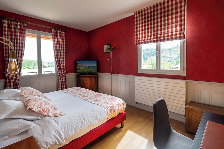Room 10 of 59