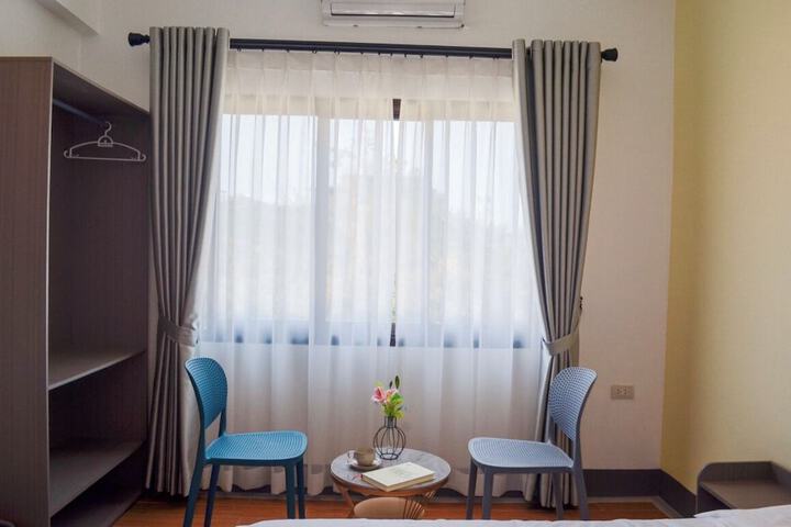Room 9 of 22