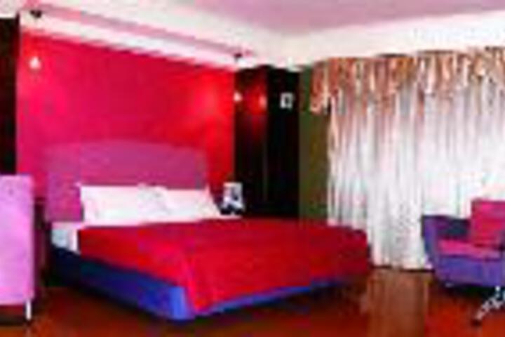 Royal Group Hotel Wu Fu Branch