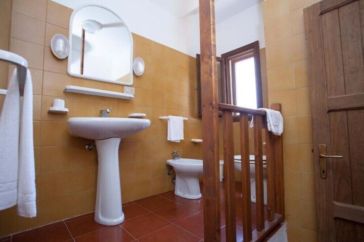 Bathroom Interior Photo