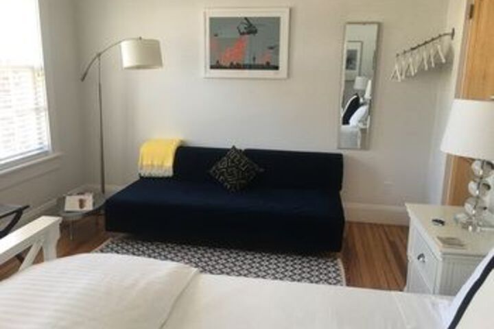 Room 6 of 55