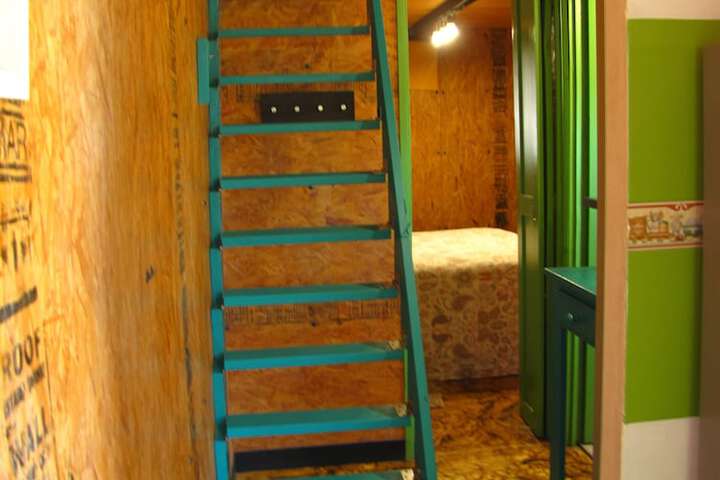 Room 20 of 64