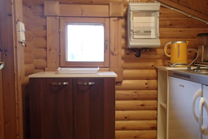 Room 4 of 20