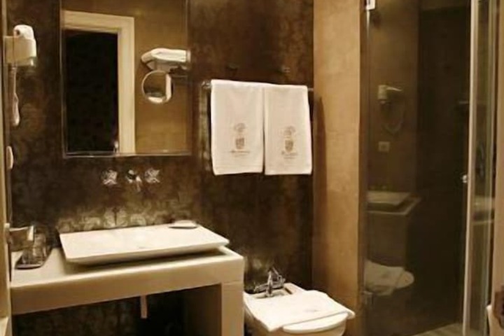 Bath Photo