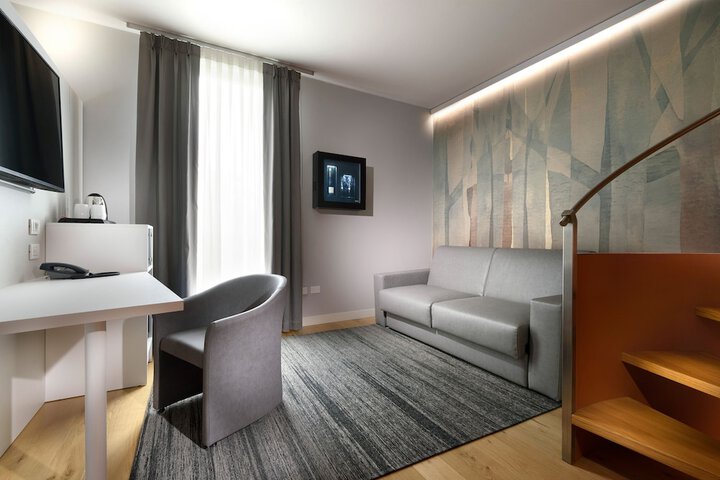 Room 20 of 53