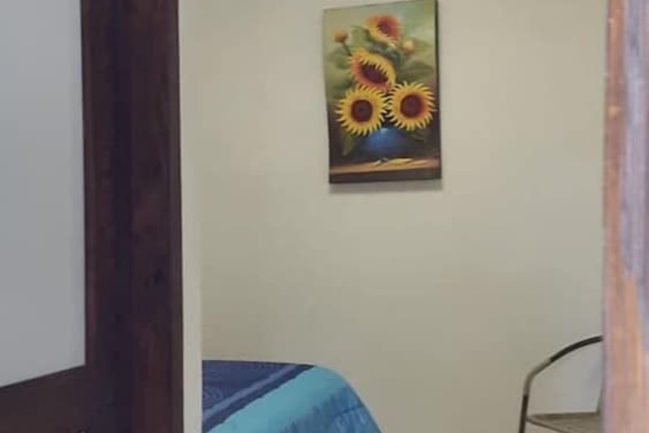 Room 4 of 38