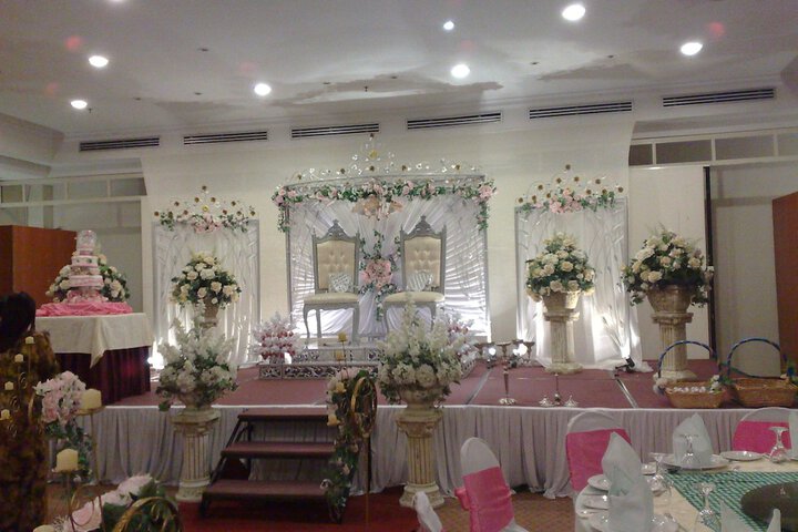Ballroom/Hall 22 of 31