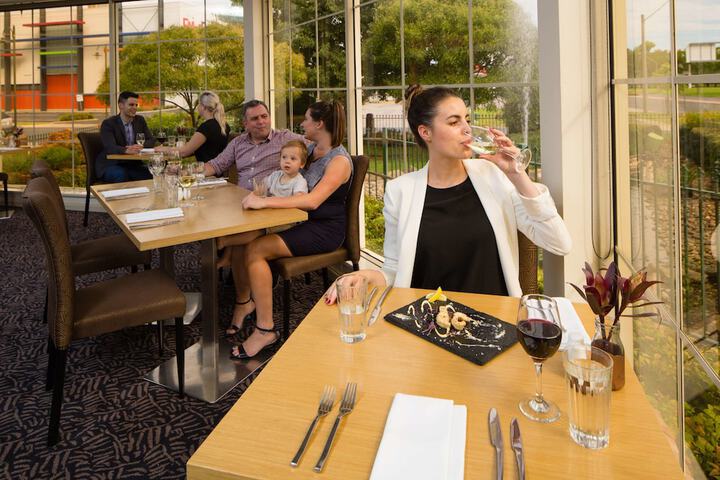 Dining 50 of 73