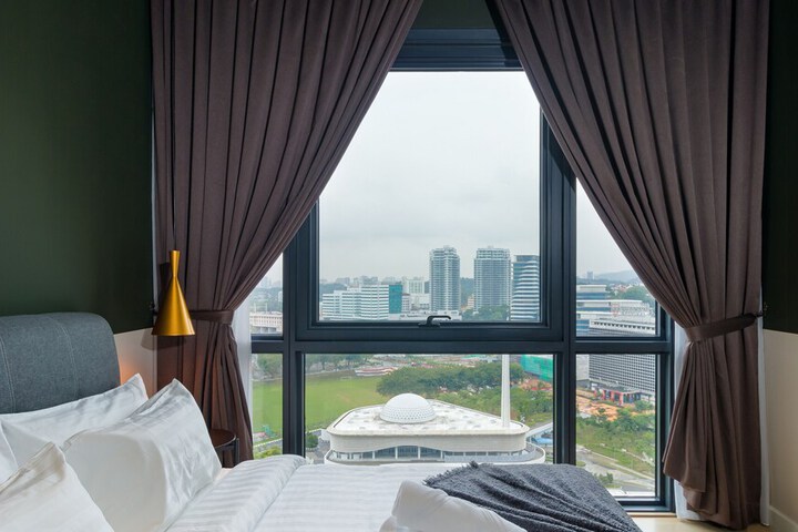 Room 63 of 92