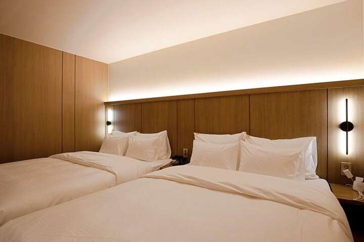 Room 31 of 74