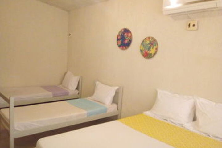 Room 8 of 30