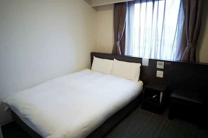 Room 11 of 45