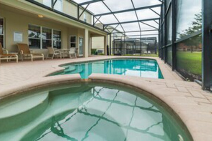 Pool 19 of 38