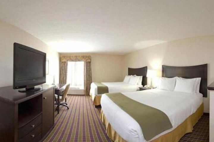 Room 19 of 62