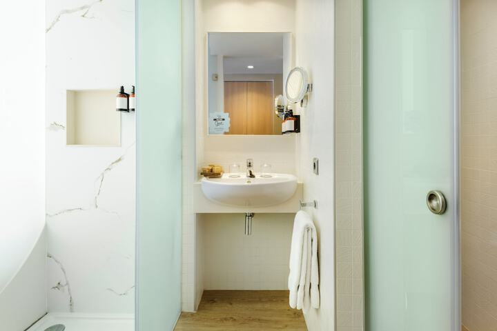 Bath Photo