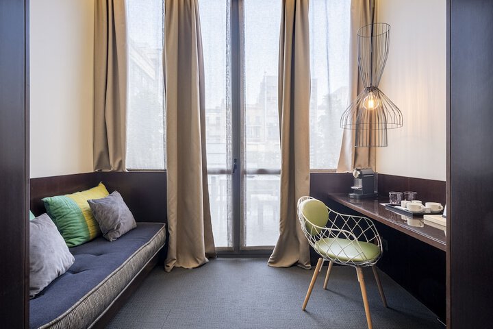 Room 29 of 61