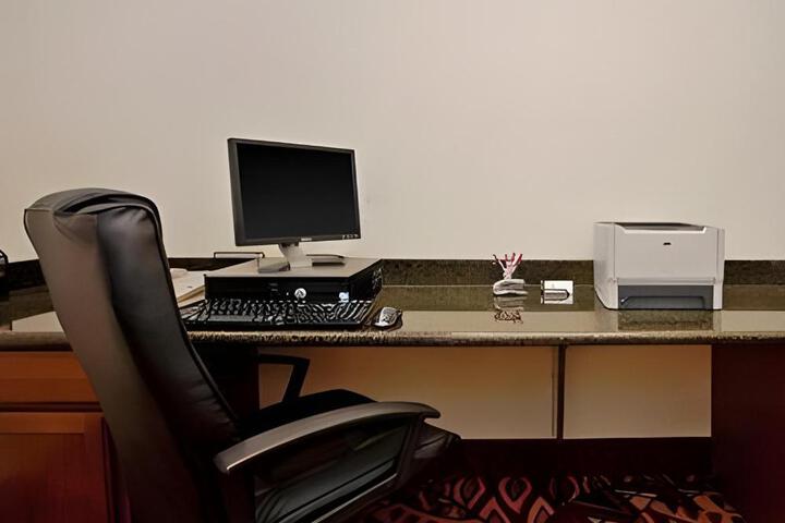 Image of Univ. of Phoenix Stadium Area
