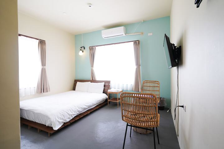 Room 8 of 24