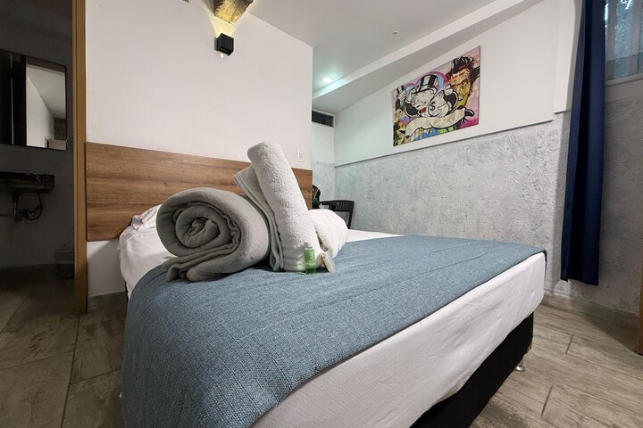 Room 4 of 53