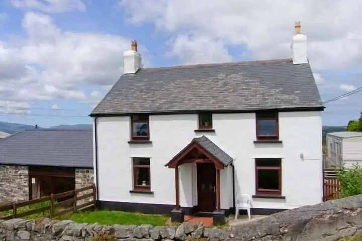 The Old Farmhouse Llanrwst