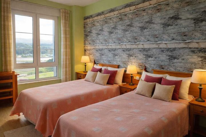 Room 3 of 47