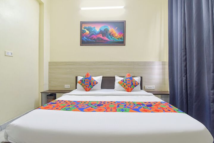 Room 15 of 31