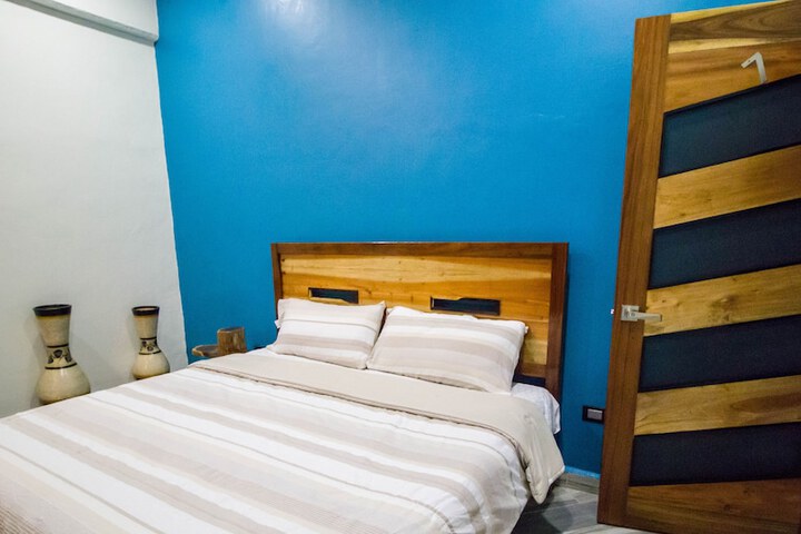Room 18 of 36