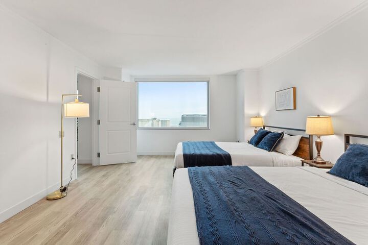 Room 40 of 80
