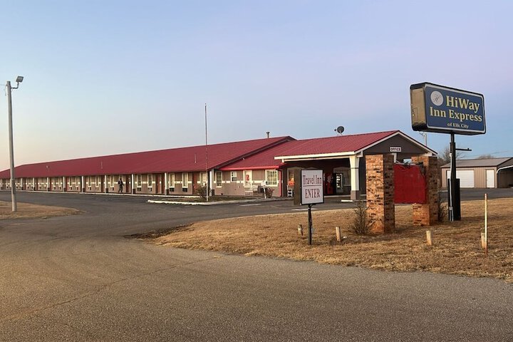 HiWay Inn Express Elk City Route 66 in Elk City, OK