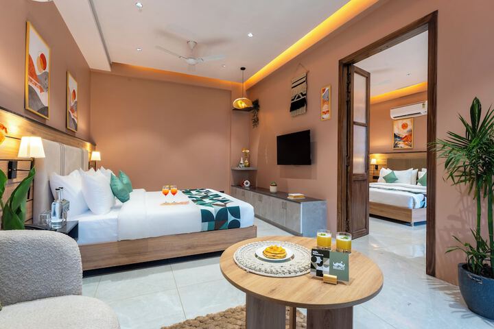 Room 16 of 54