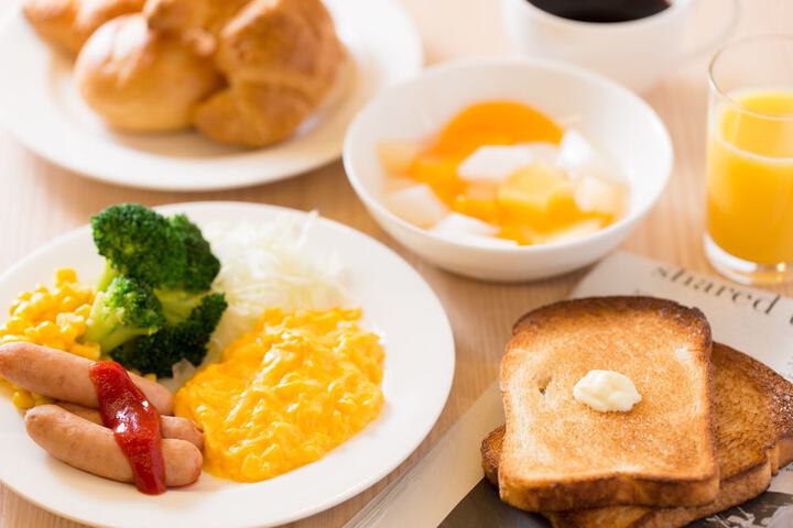 Breakfast meal